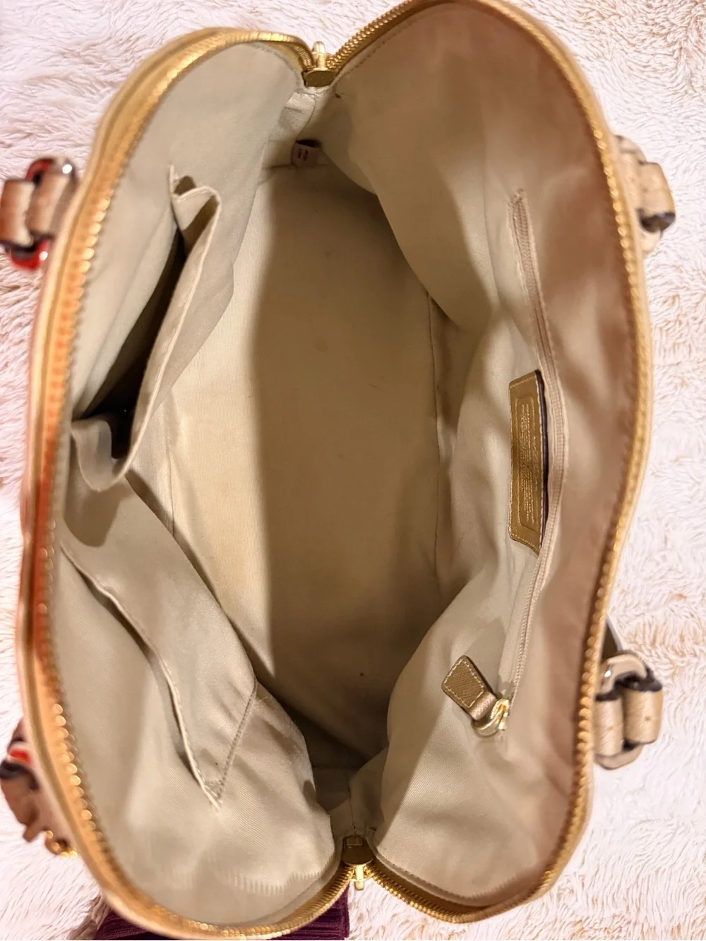 Coach beautiful structured
